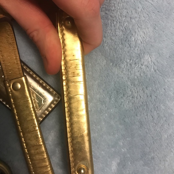 AUTHENTIC COACH SMALL PURSE GOLD - Picture 6 of 16